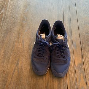 Nike Blue Internationalist US 10.5. Worn once
